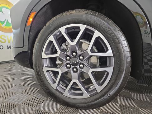 Certified 2025 Chevrolet Blazer RS image 34