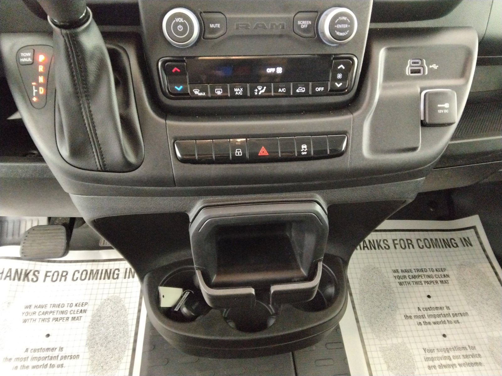 Used 2026 RAM ProMaster 2500 w/ Convenience Group FWD image 19