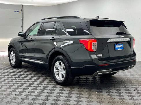 Used 2023 Ford Explorer XLT w/ Equipment Group 202A AWD/4WD image 12