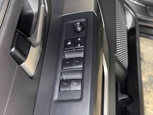 Certified 2026 Toyota Tundra SR5 AWD/4WD image 22