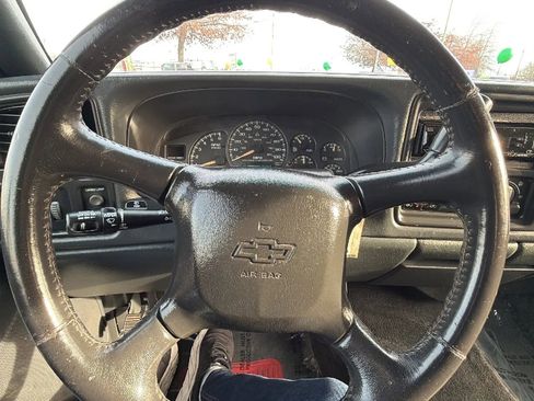 Used 2002 Chevrolet Silverado 2500 LS image 15