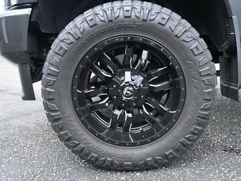 Used 2020 Ford F350 Platinum AWD/4WD image 11