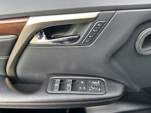 Used 2019 Lexus RX 450h AWD image 12
