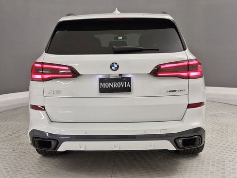 Certified 2023 BMW X5 xDrive40i w/ M Sport Package AWD/4WD image 8