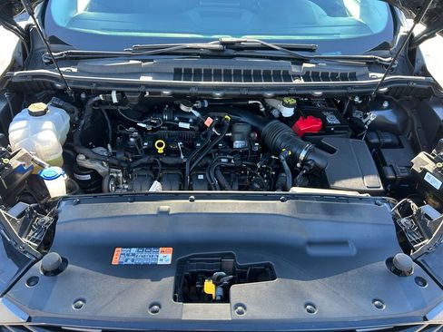 Used 2022 Ford Edge SE w/ Black Appearance Package image 29