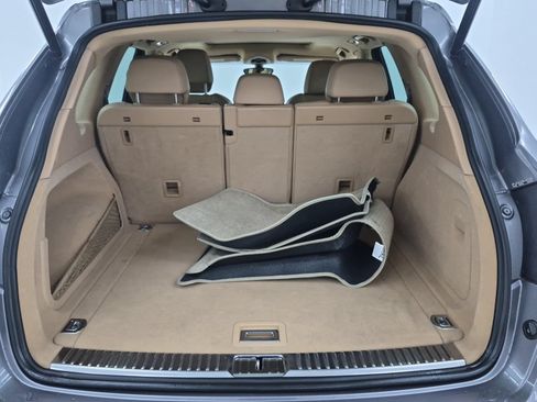 Used 2013 Porsche Cayenne AWD/4WD image 10