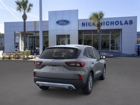 New 2026 Ford Escape Active image 8