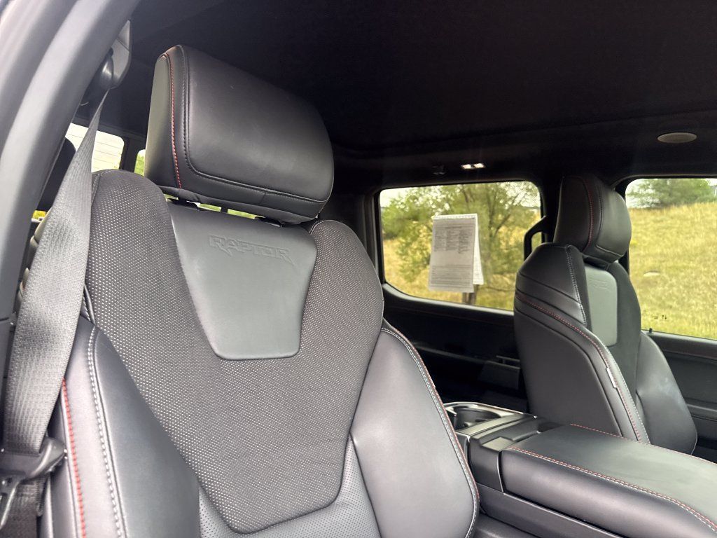 Used 2026 Ford F150 Raptor AWD/4WD image 31