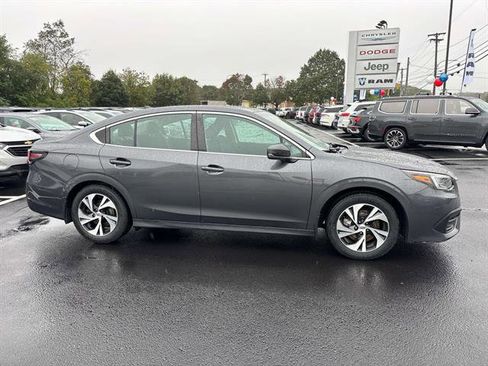 Used 2022 Subaru Legacy Premium image 2