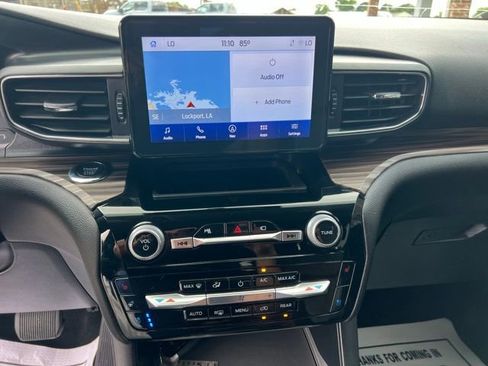 Used 2022 Ford Explorer Limited w/ Equipment Group 301A RWD image 20