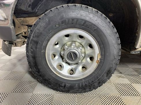 Used 2002 Ford F250 XLT image 29