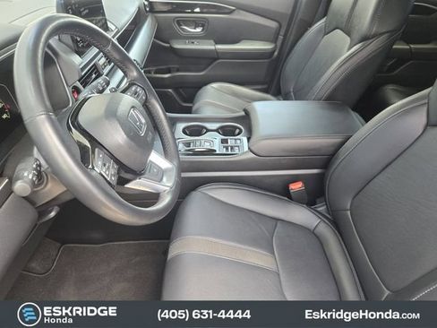 Used 2024 Honda Pilot Touring image 14