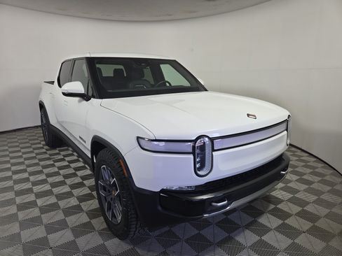 Used 2023 Rivian R1T Adventure AWD/4WD image 7