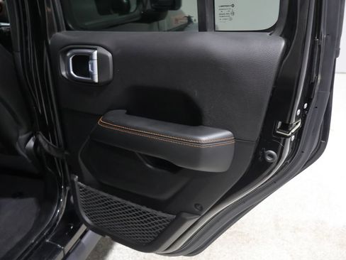 Used 2021 Jeep Gladiator Mojave w/ LED Lighting Group AWD/4WD image 21
