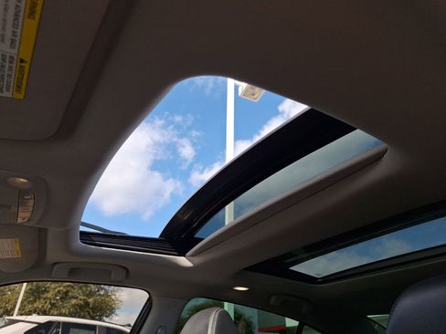 Used 2018 Nissan Maxima Platinum image 31