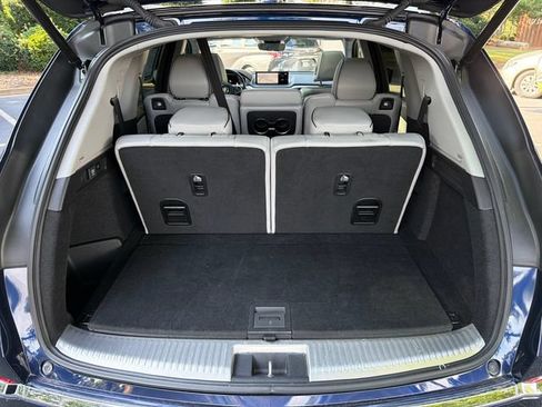 Used 2022 Acura MDX SH-AWD w/ Advance Package image 18