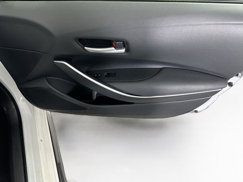 Used 2022 Toyota Corolla SE image 30