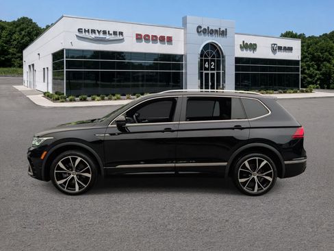 Used 2022 Volkswagen Tiguan SEL R-Line AWD/4WD image 3
