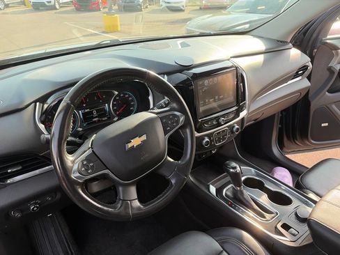 Used 2018 Chevrolet Traverse LT AWD/4WD image 25