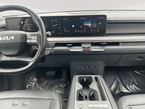 Used 2024 Kia EV9 Wind image 4