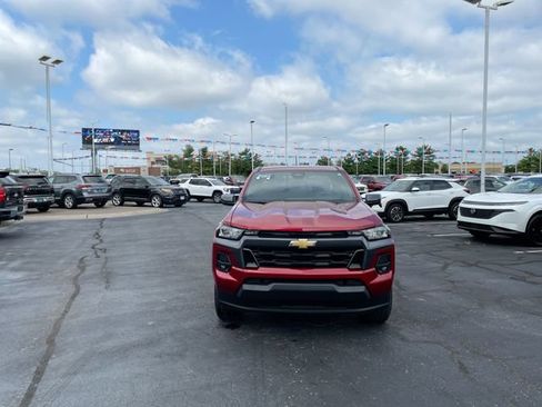 Used 2024 Chevrolet Colorado LT w/ LT Convenience Package RWD image 7