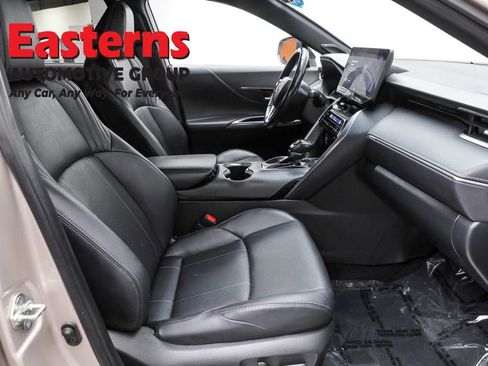 Used 2023 Toyota Venza Limited AWD/4WD image 23