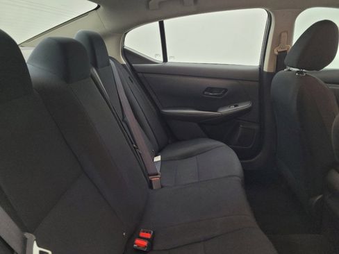 Used 2024 Nissan Sentra S FWD image 19