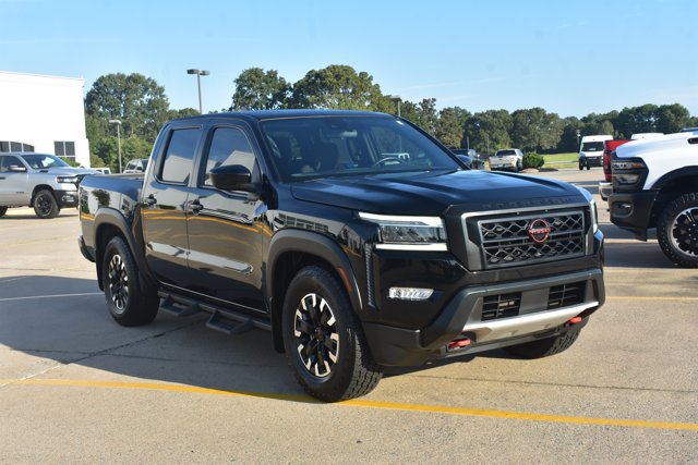 Used 2023 Nissan Frontier Pro-X w/ Technology Package RWD image 3