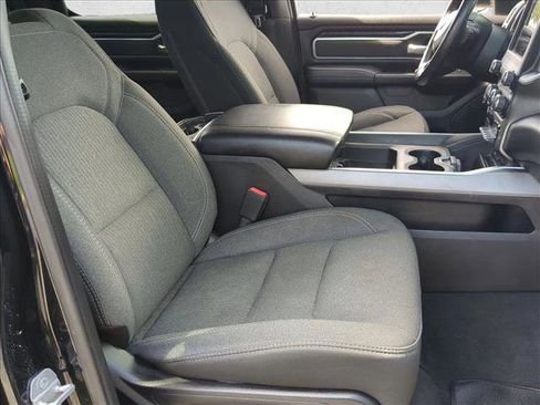 Used 2019 RAM 1500 Big Horn AWD/4WD image 18