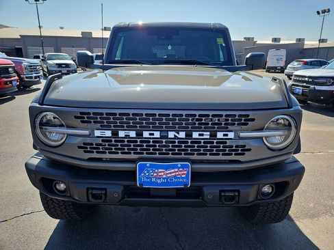 New 2026 Ford Bronco Badlands AWD/4WD image 3