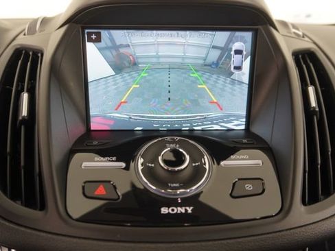 Used 2019 Ford Escape Titanium image 28