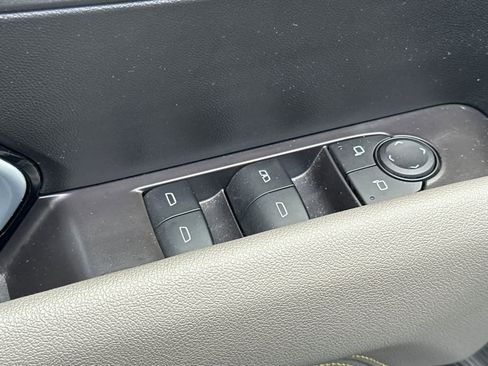 Used 2024 Chevrolet Colorado ZR2 AWD/4WD image 13