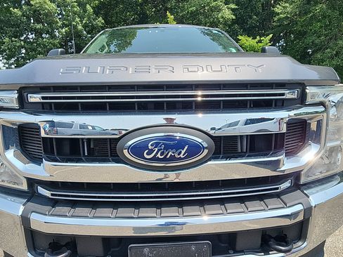 Used 2022 Ford F250 XLT AWD/4WD image 11