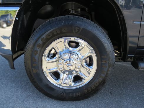 New 2026 RAM 2500 Tradesman AWD/4WD image 13