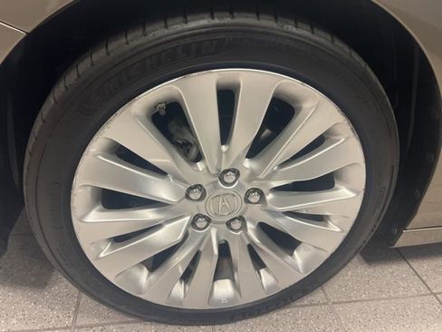 Used 2014 Acura RLX image 32