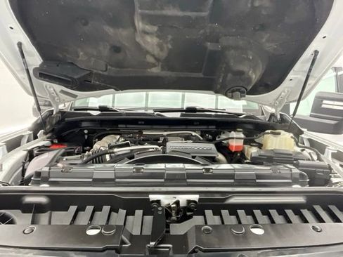 Used 2023 GMC Sierra 3500 SLE image 28