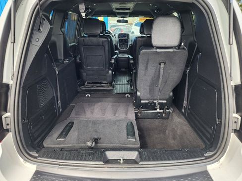 Used 2018 Dodge Grand Caravan GT FWD image 30