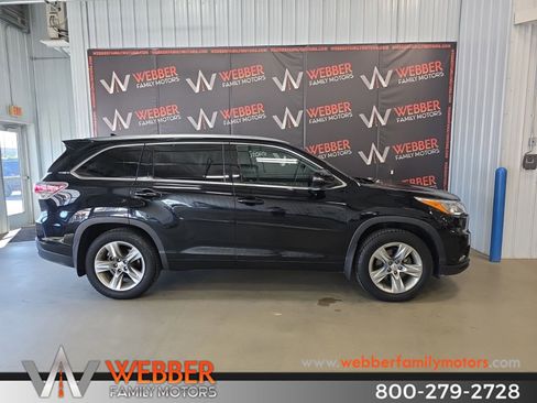 Used 2015 Toyota Highlander Limited AWD/4WD image 3