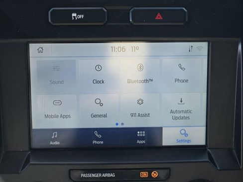 Used 2021 Ford F250 XLT w/ Camper Package image 27