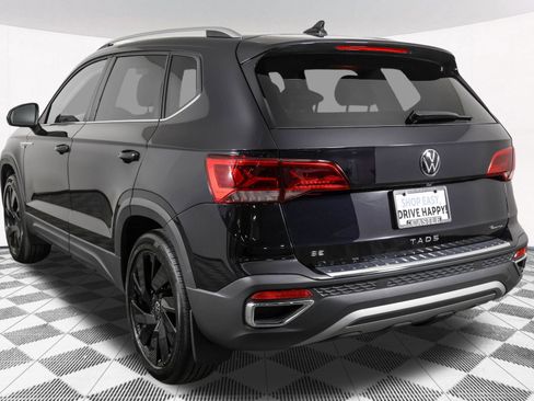 Used 2024 Volkswagen Taos SE w/ Black Wheel Plus Package AWD/4WD image 19