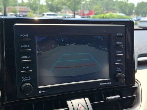 Used 2022 Toyota RAV4 XLE w/ Convenience Package AWD/4WD image 20