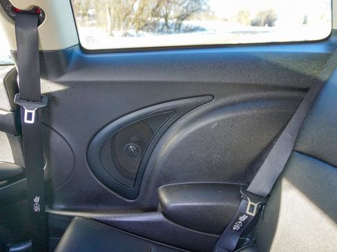 Used 2011 MINI Cooper Hardtop image 24