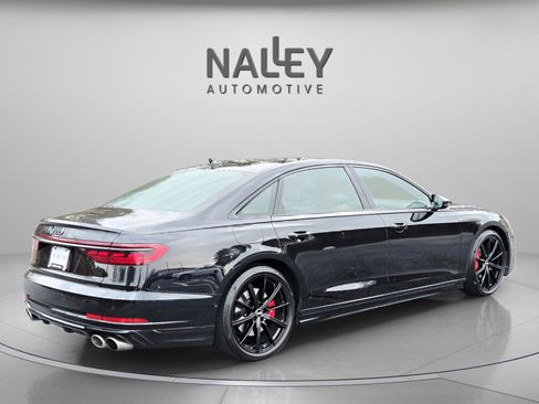 Used 2024 Audi S8 image 6