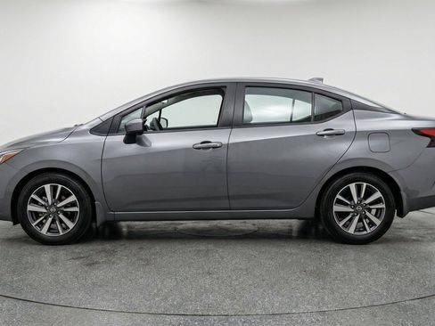 Used 2025 Nissan Versa SV FWD image 5