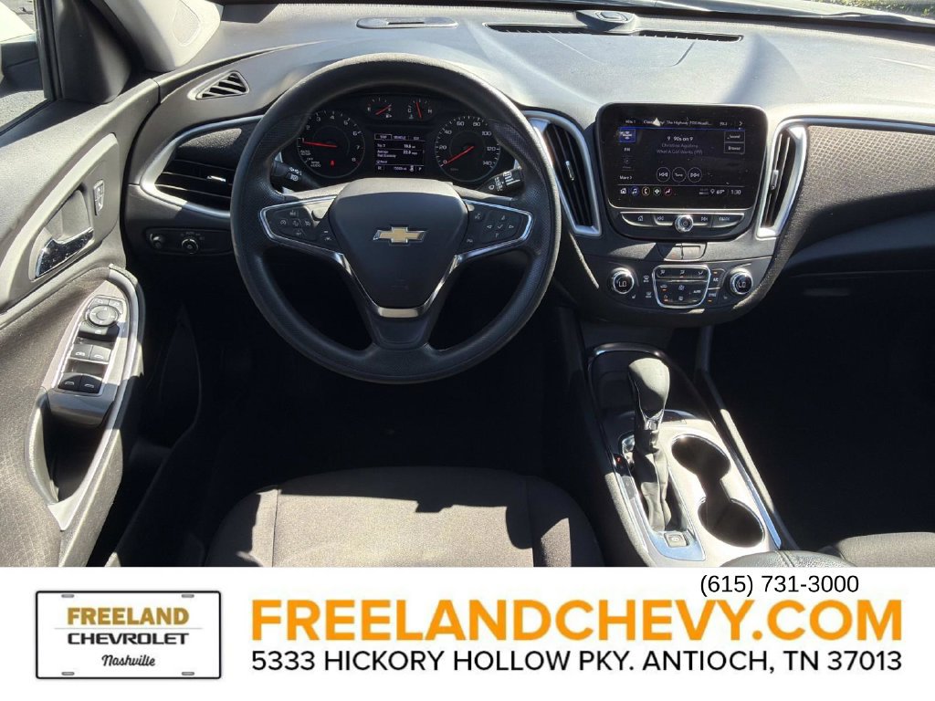 Used 2024 Chevrolet Malibu LT FWD image 15