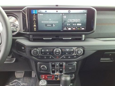 New 2026 Jeep Gladiator Mojave image 7