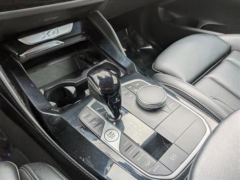Used 2022 BMW X4 xDrive30i w/ Parking Assistance Package image 12