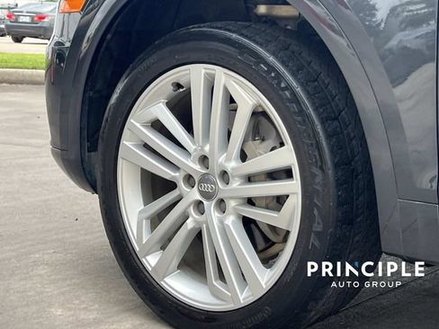 Used 2018 Audi Q5 2.0T Premium Plus w/ Premium Plus Package AWD/4WD image 7