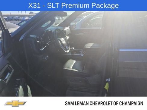 Used 2025 GMC Sierra 1500 SLT w/ SLT Premium Package AWD/4WD image 4