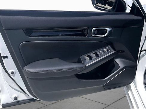 Used 2024 Honda Civic Touring image 24